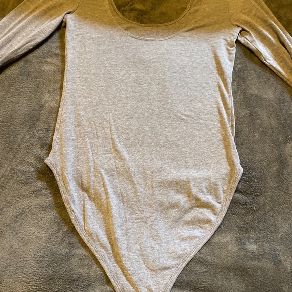 PINK Victoria's Secret Long Sleeve Bodysuit - Picture 2 of 3